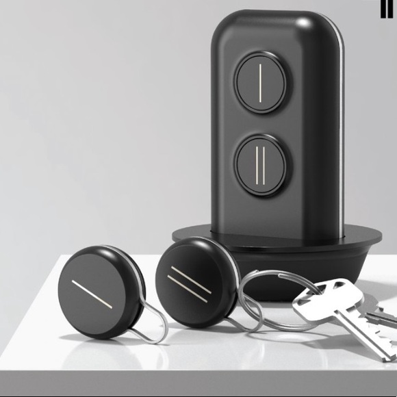 The Sharper Image Portable Electronic Key Finder - Picture 3 of 7